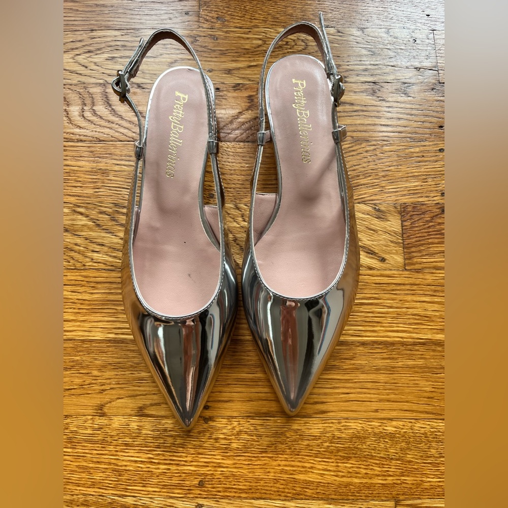 Pretty Ballerinas Metallic Silver Flats
